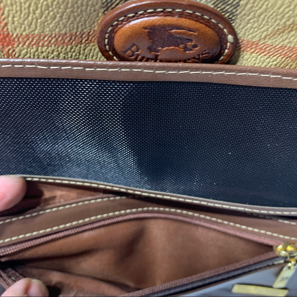 Burberrys Vintage Long Wallet - Picture 9 of 11